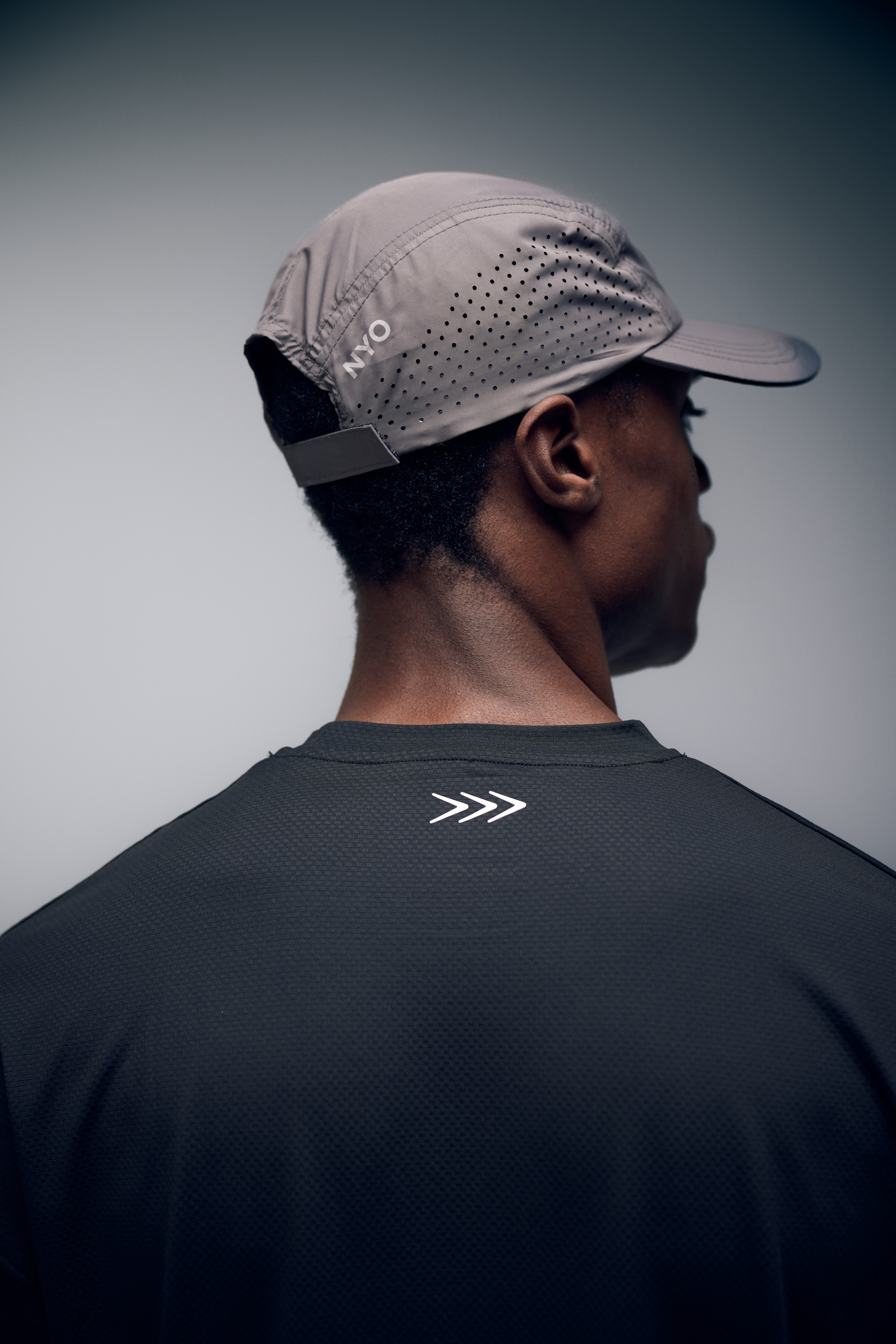 PERFORMANCE CAP GREY