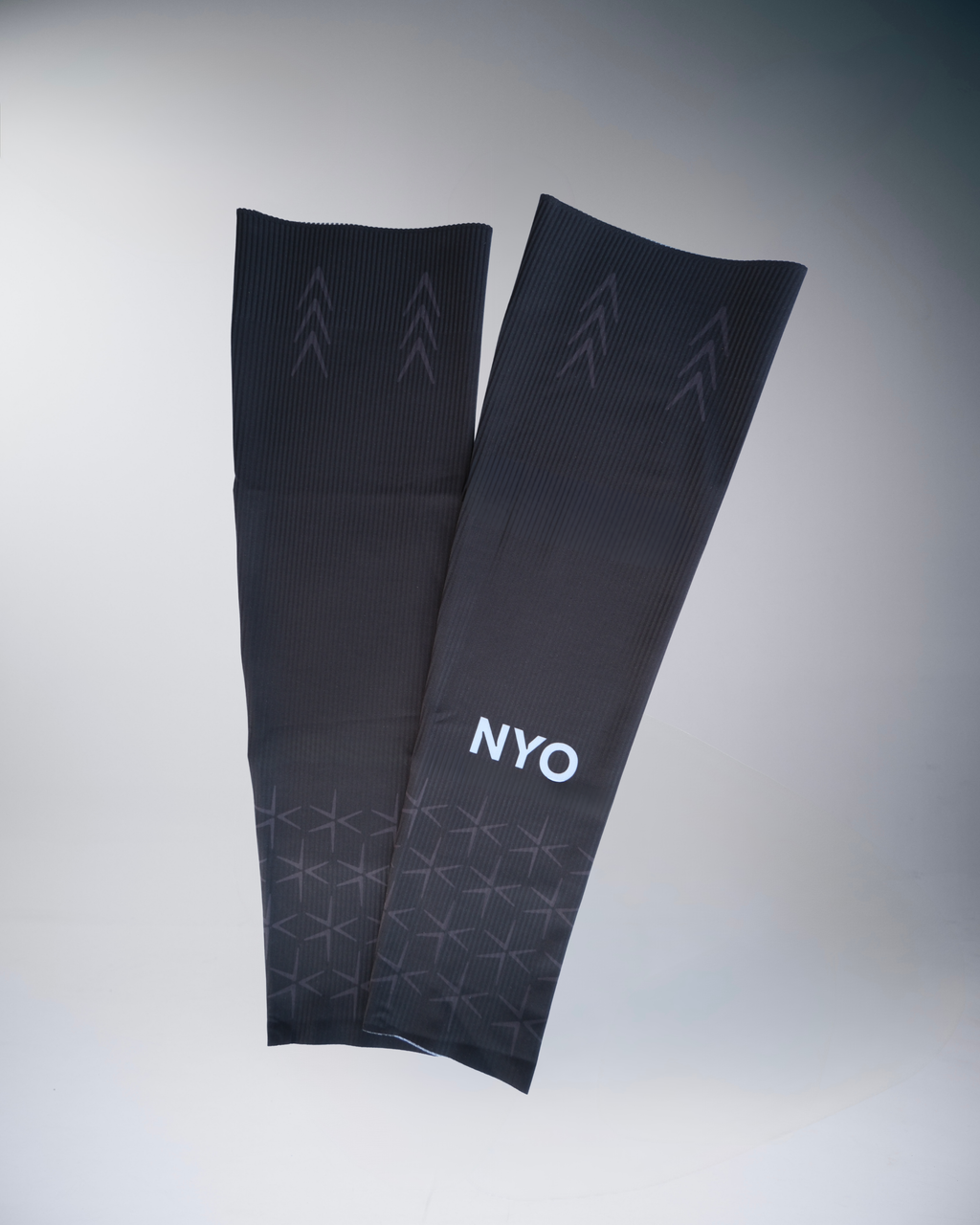 PERFORMANCE ARM SLEEVES