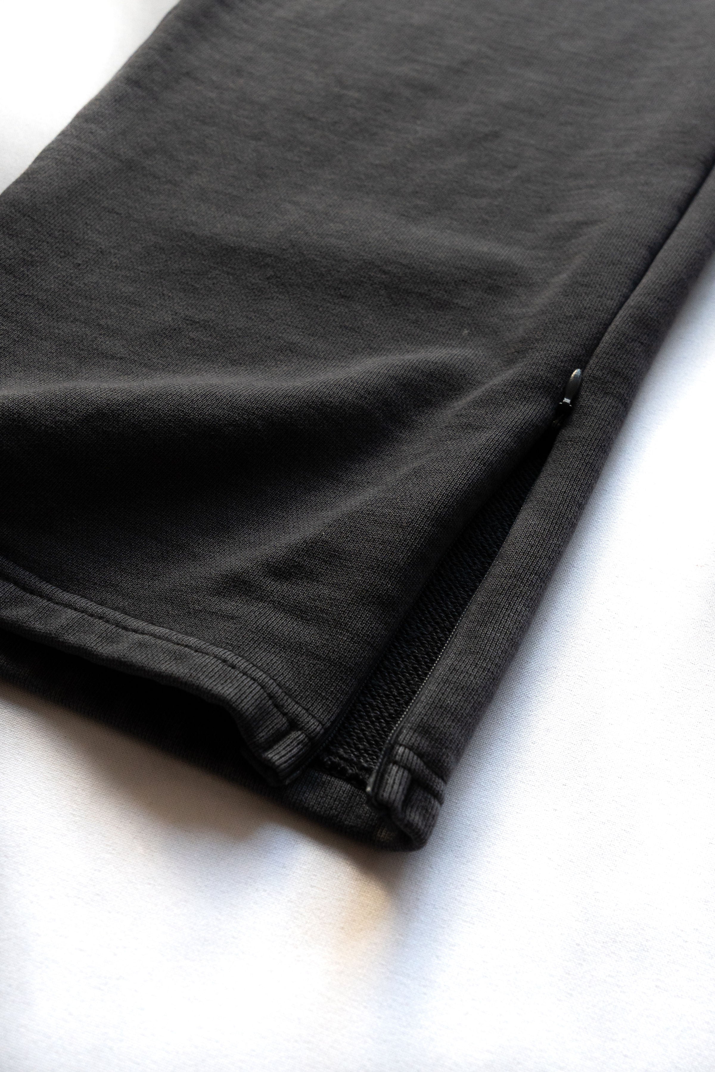 ESSENTIALS SWEATPANTS WASHED GREY