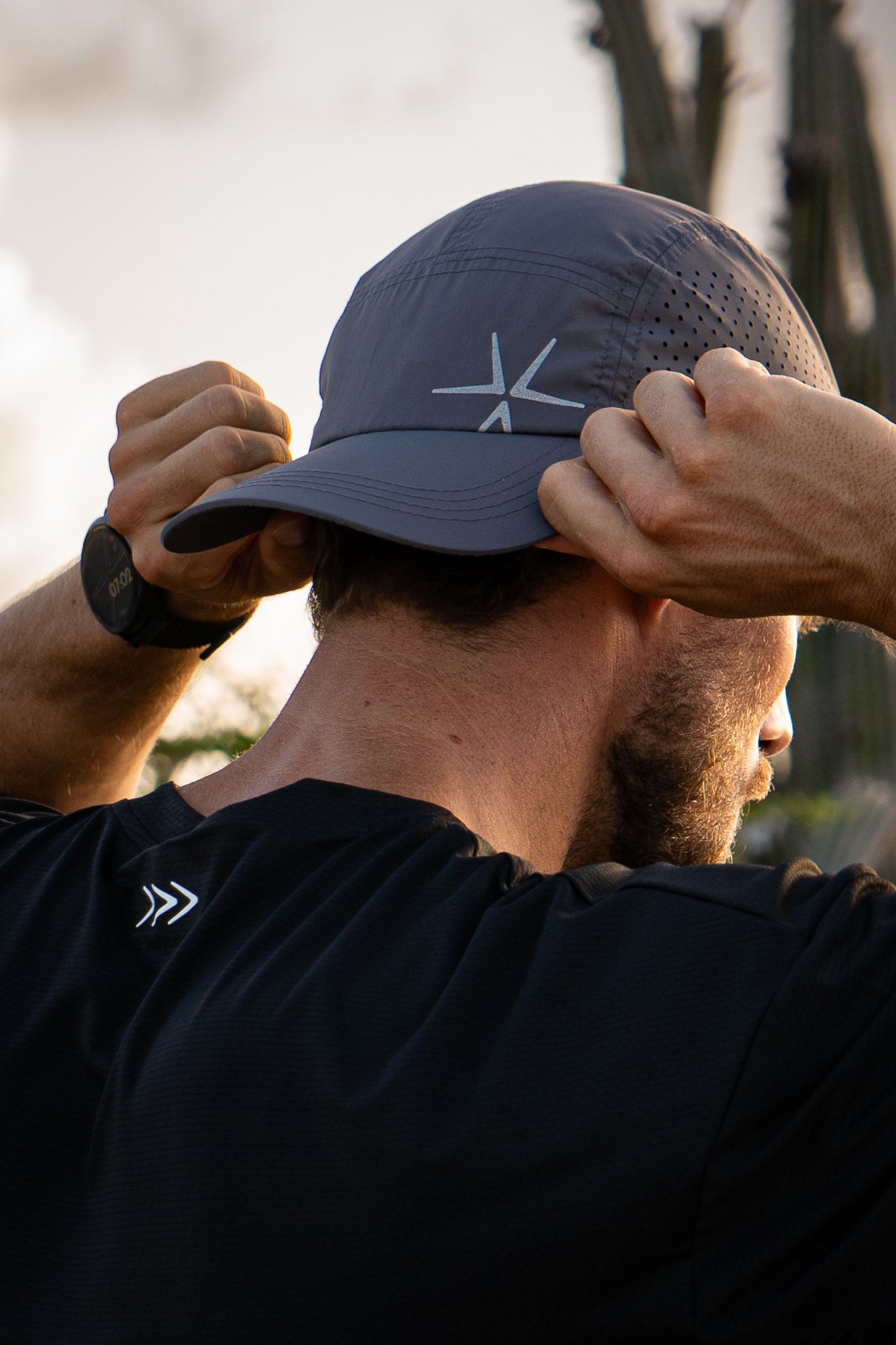 PERFORMANCE CAP GREY