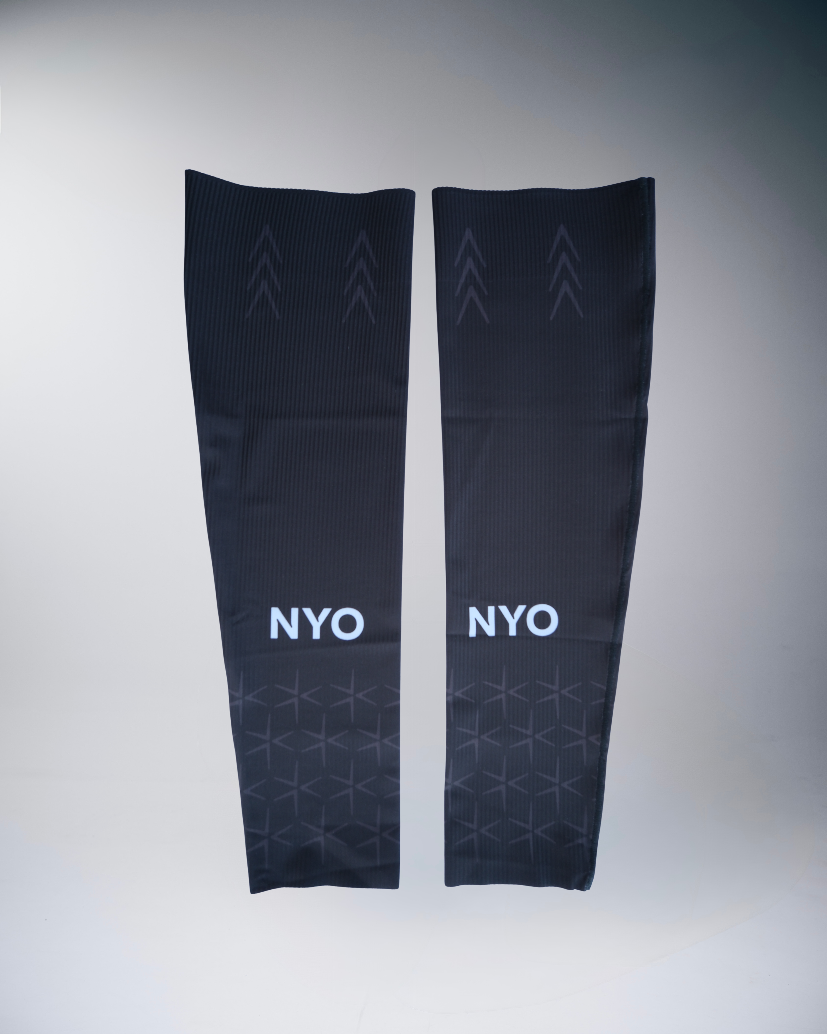 PERFORMANCE ARM SLEEVES